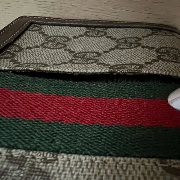 Vintage Gucci GG Monogram Canvas Leather Clutch Wallet - Picture 14 of 16